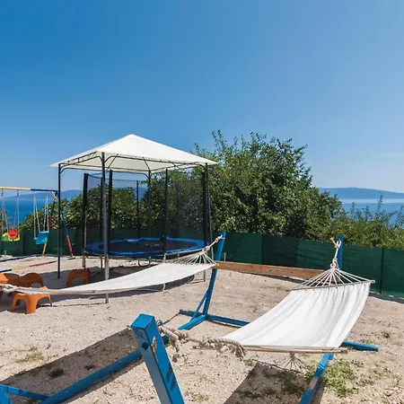 Apartment In Labin With Wifi *