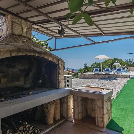 Apartment In Labin With Wifi Ravni