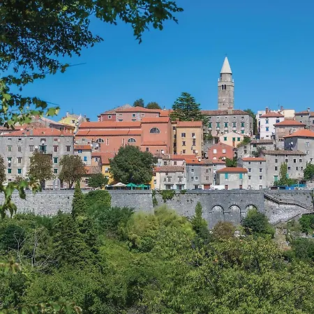 Apartment In Labin With Wifi Ravni