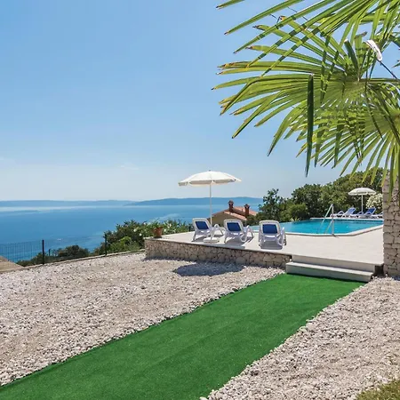 1 Bedroom Front In